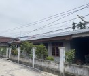 Warga Pekanbaru Resah, Kabel Fiber Optik Kusut dan Menjuntai Rendah di Pemukiman
