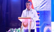 Menaker Ajak Serikat Pekerja BUMN Siap Hadapi Disrupsi AI & Green Industry
