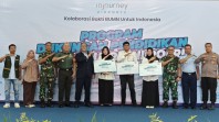 PT Angkasa Pura II Salurkan Bantuan Pendidikan Sebesar Rp 205 Juta