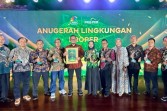 Komitmen Pengelolaan Lingkungan-Pemberdayaan Masyarakat, AQUA Raih Penghargaan dari KLH