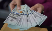 Tekanan Rupiah Akan Mereda, Sekarang Saatnya Jual Dolar AS