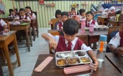 Riset Sosiologi Sebut MBG Perkuat Solidaritas dan Semangat Belajar Siswa