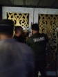 Pintu Digembok Total, Massa Anti Maksiat Tutup Operasional New Paragon