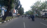 Pedagang di Jalan Sudirman Dikeluhkan, Pengendara Soroti Ketegasan Satpol PP