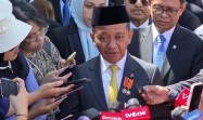 Bahlil Persilakan KPK Tindak Tambang Ilegal Dekat Mandalika