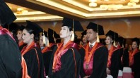 Wisuda XIV Universitas Bakrie Lahirkan 882 Generasi Unggul yang Siap Membangun Negeri