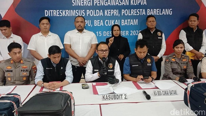 Bea Cukai Batam: Pembawa Uang Rp 7,7 M ke Singapura Dikenai Denda Administratif