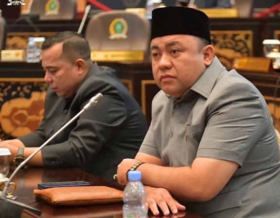 Ketua Fraksi Golkar Jarang Hadir Paripurna, BK DPRD Riau Desak DPD Lakukan Evaluasi