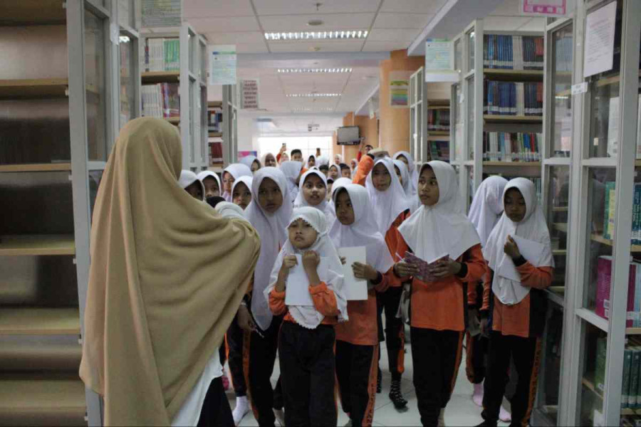 Koleksi Buku di Riau Tembus 250 Ribu Judul, Perpustakaan Soeman HS Sumbang 68 Ribu
