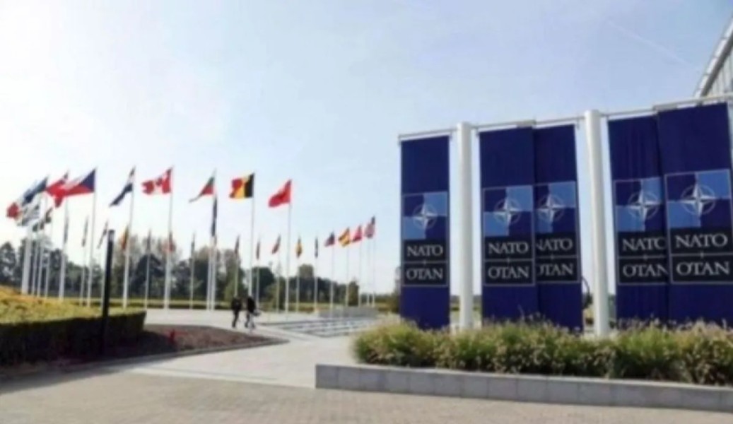 NATO Tegaskan: Pasokan Senjata AS ke Ukraina Tak Akan Terhenti