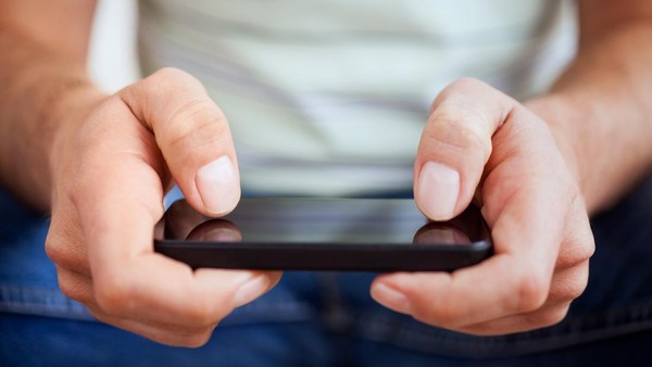 Disdik Banten Larang Siswa SMA-SMK hingga Guru Gunakan HP di Sekolah