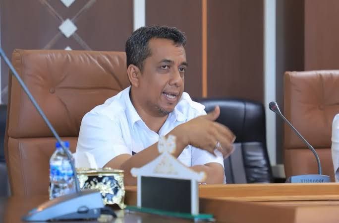 Awal Tahun Sampah Menumpuk, Pj Walikota Pekanbaru Sebut Alat Berat di TPA Masih Rusak