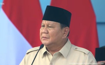 Prabowo Minta Menteri-Kepala Daerah Fokus Tangani Kasus Ponpes Ambruk