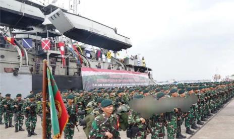 Ratusan Prajurit Yonif 644/Walet Sakti Diberangkatkan Jaga Perbatasan Papua Nugini