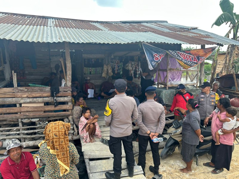 Polsek Kandis Bersama BKO Sat Brimob Polda Riau Gelar Patroli Karhutla