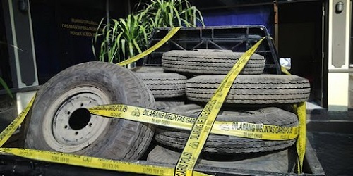 Polisi Ringkus Empat Pelaku Kawanan Pencuri Ban Mobil di Pangkalan Kerinci