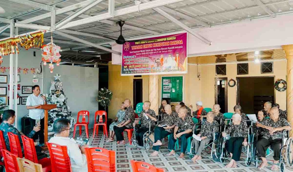 PTPN IV Regional III Berbagi Sukacita Natal di Yayasan Embun Kehidupan Bangsa