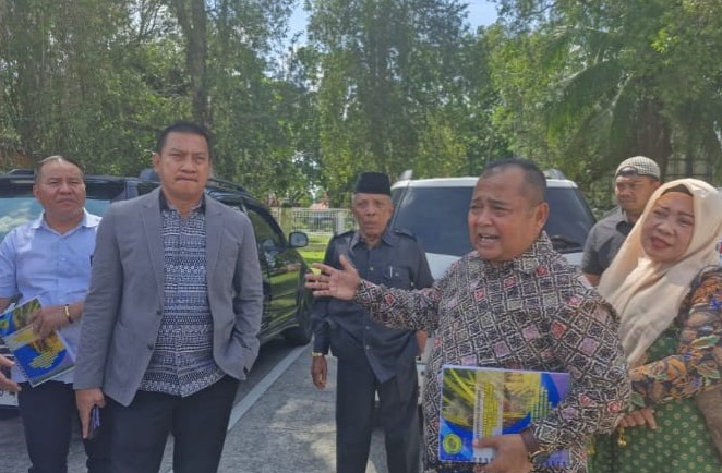 Pengurus KNES Tinggalkan Ruangan Rapat DPRD Riau,  Merasa Tak Dihargai