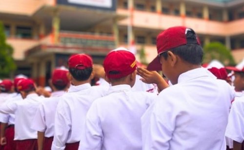 Pemko Pekanbaru Jamin Seragam Gratis untuk Siswa yang Benar-Benar Membutuhkan