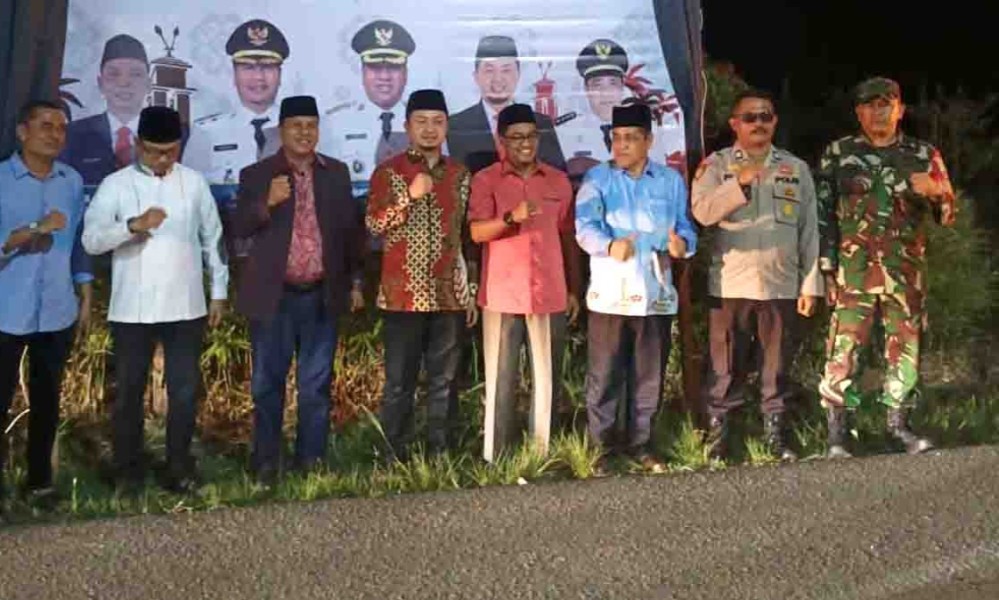 Sejak Merdeka tak Pernah Diaspal, Ruas Jalan di Kuansing Ini Akhirnya Mulus dan Diberi Nama Jalan Syahrul Aidi Maazat