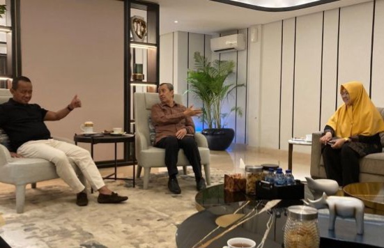Ketum Golkar soal Pilkada Siak 2024: Perempuan Muda Menang 2 Kali, Luar Biasa, Wajib Dikawal