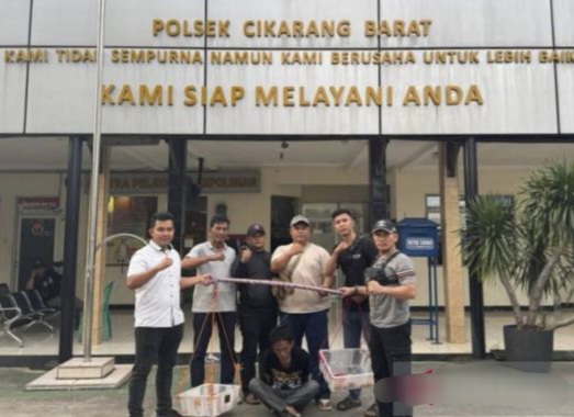 Berkedok Jadi Tukang Buah, Maling Gasak Motor Pak RT