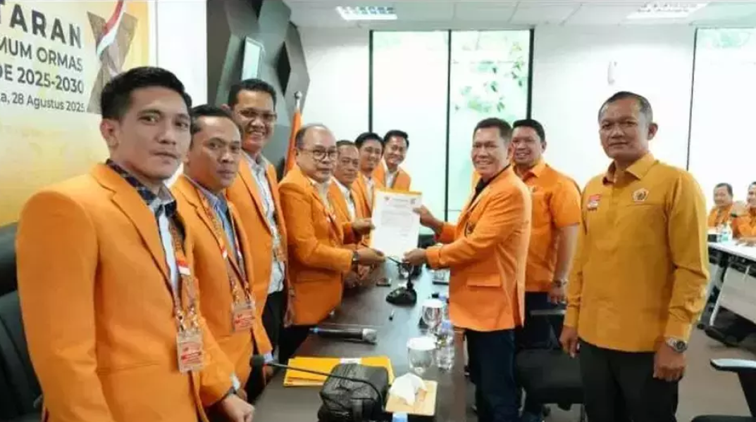 Waketum Golkar Adies Kadir Daftar Caketum DPP MKGR