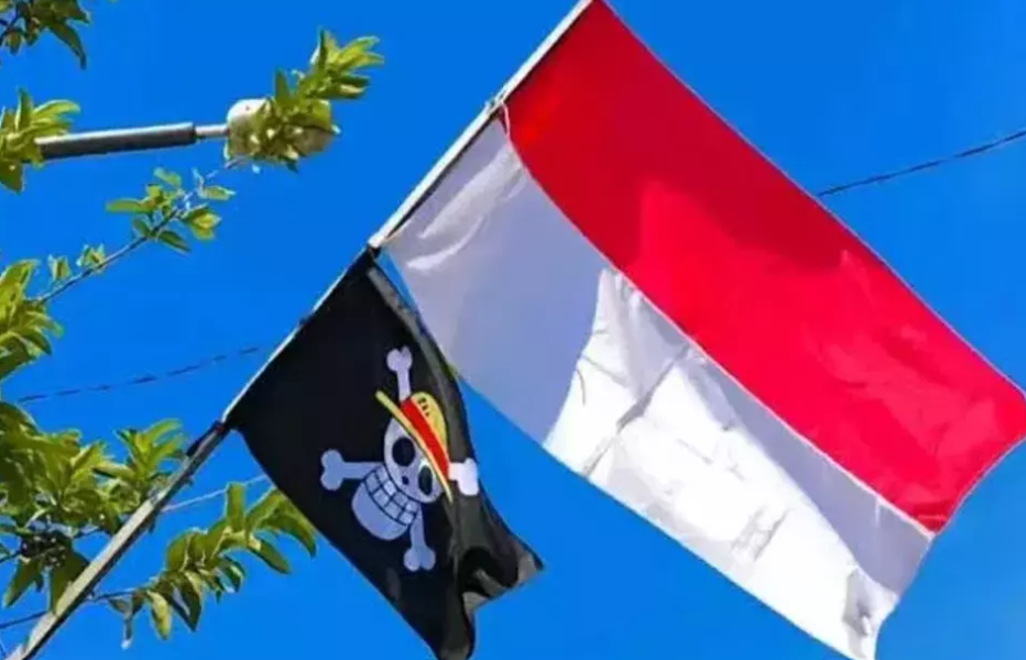 Jelang HUT Ke-80 RI, Polisi Awasi Bendera One Piece di Jakarta Pusat