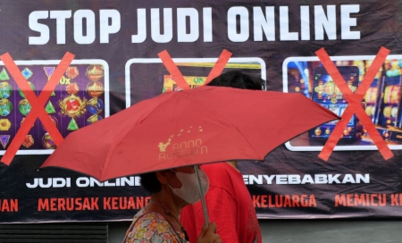 Kemenkumham Batalkan SK Perusahaan Terafiliasi Judi Online