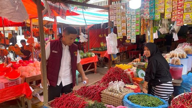 Polda Riau Pantau Ketersediaan Bahan Pokok di Pasar