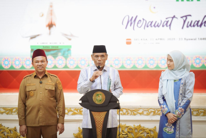 Gubernur Abdul Wahid Ajak Alumni UIN Suska Riau Berkontribusi Bangun Daerah