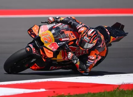 Cedera Bahu, Maverick Vinales Mundur dari MotoGP Indonesia
