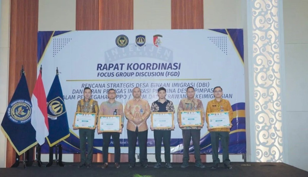 Kemenkum Riau Gelar Pelatihan Paralegal dan Resmikan Posbankum Desa/Kelurahan