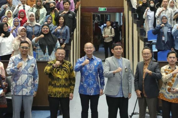 Wakil Ketua MPR Eddy Soeparno Ajak Kampus Berkolaborasi Mengatasi Darurat Sampah