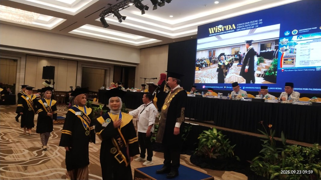 PGRI Palembang Gelar Wisuda, Tegaskan Komitmen Tingkatkan Mutu Pendidikan
