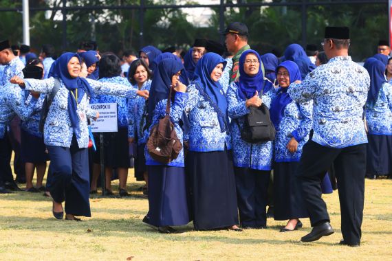 Mendikdasmen Sebut 176 Ribuan Guru Honorer Diangkat PPPK Tahun Ini, Tendik?