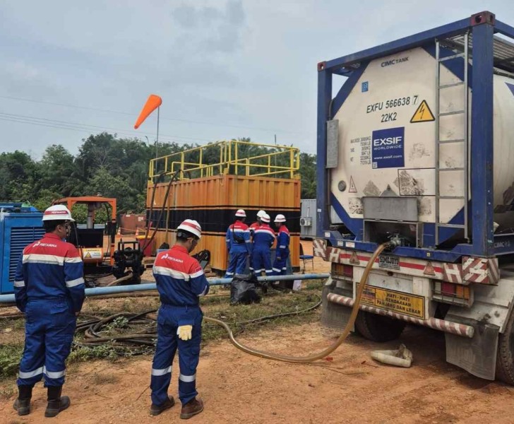 Sinergi Pertamina Hulu Rokan dan Pertamina Lubricants Wujudkan Injeksi Perdana Surfaktan PHR24 di Proyek CEOR Balam South