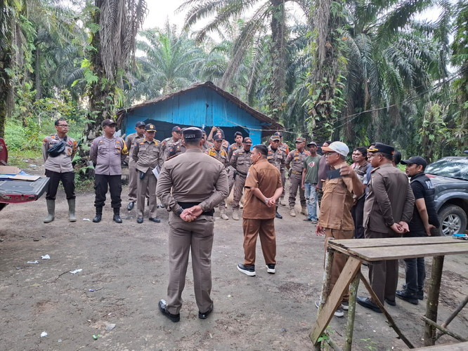 Operasi Pekat di Pangkalan Lesung Pelalawan, Minuman Keras dan Speaker Disita