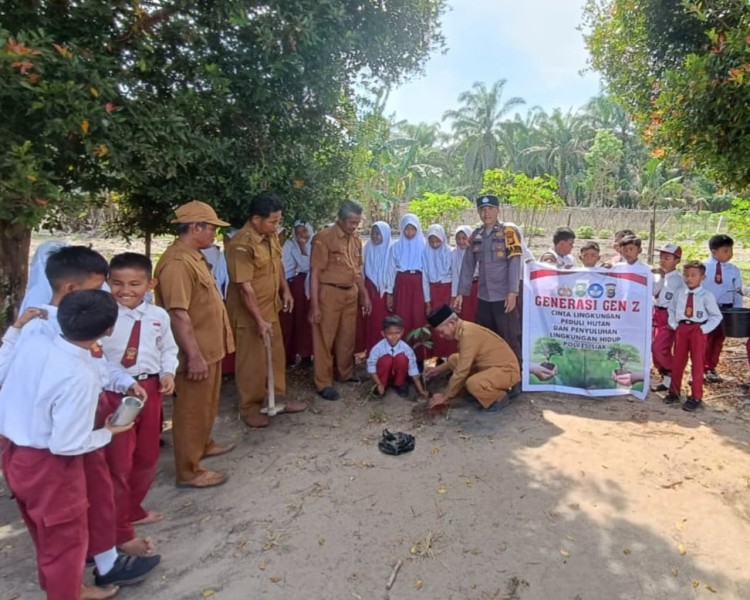 Polsek Kandis Tanam Pohon, Tanam Kepedulian: Green Policing Wujud Polisi Sahabat Lingkungan