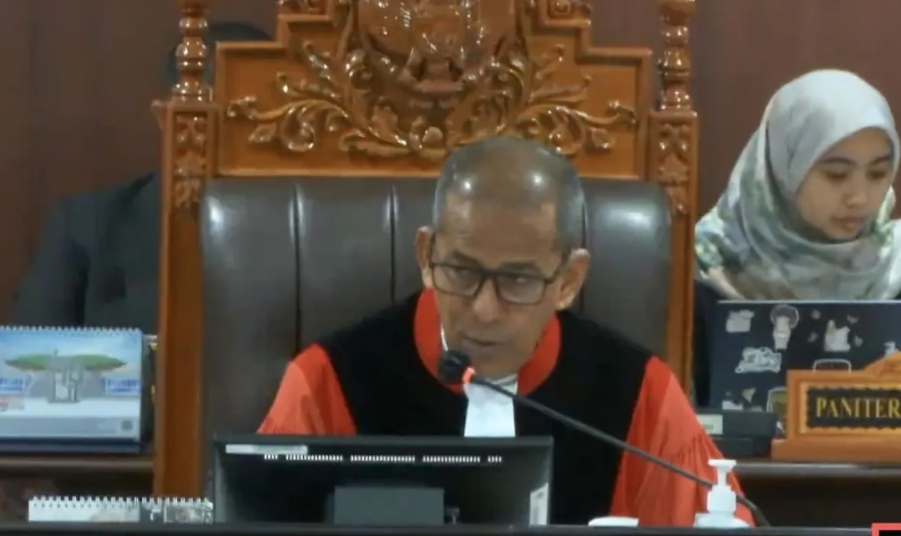 Wakil Ketua MK Heran Petahana Tak Cuti Sebelum PSU