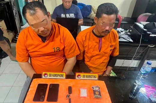 Sempat Mau Buang Kotak Rokok Berisi Sabu, Dua Oknum Polisi di Inhil Ditangkap