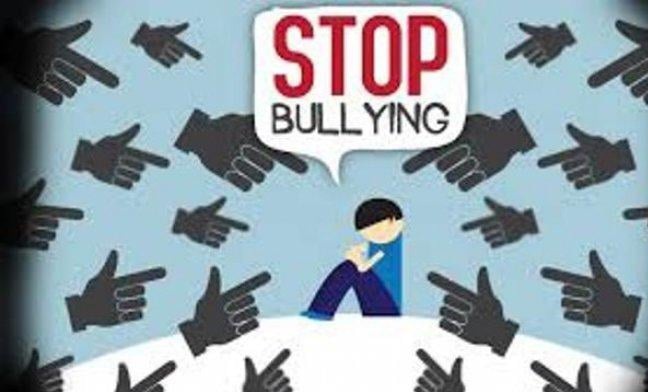 Ironi Sekolah Ramah Anak, Siswi Korban Bully Justru Dikeluarkan karena Latar Belakang Keluarga