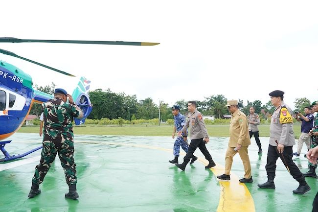 Tinjau Pilkada Pakai Helikopter, Kapolda Riau Pastikan Keamanan