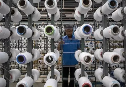 Tarif Impor 32 Persen, Industri Tekstil Terancam PHK 70.000 Karyawan