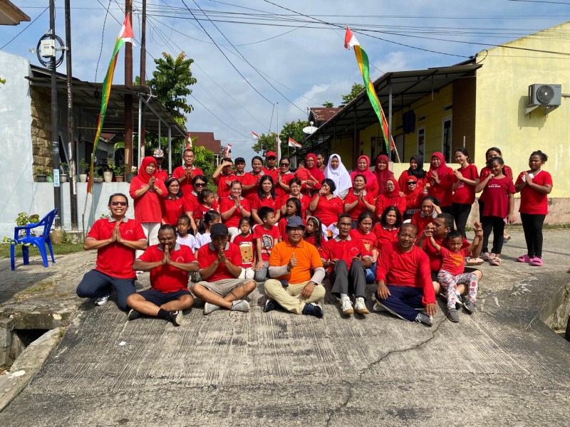 Perayaan HUT RI ke-79 di Perum Griya Utama Sari Berlangsung Meriah