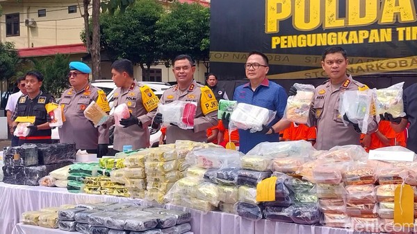 Polisi Amankan 1,56 Kg Kokain Dibawa TKI di Tanjungbalai