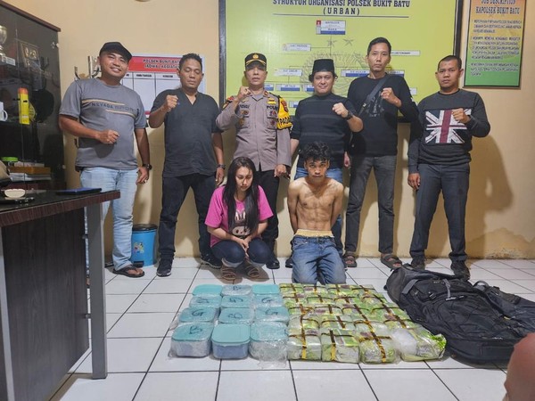 Pengiriman 21 Kg Sabu-Ribuan Ekstasi dari Malaysia ke  Bengkalis Digagalkan