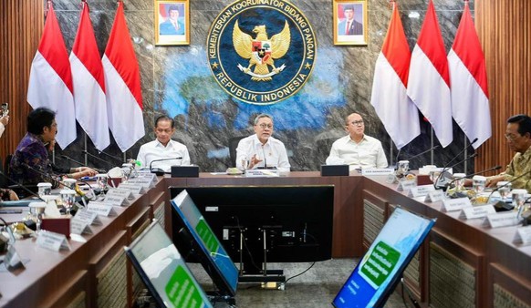 Menko Zulhas Tetapkan 7 Wilayah Bangun PSEL, Siap Ubah Sampah Jadi Listrik