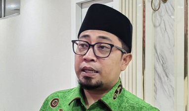 WFH Imbas Harga Minyak Naik, Anggota DPR Ingatkan Kajian Komprehensif