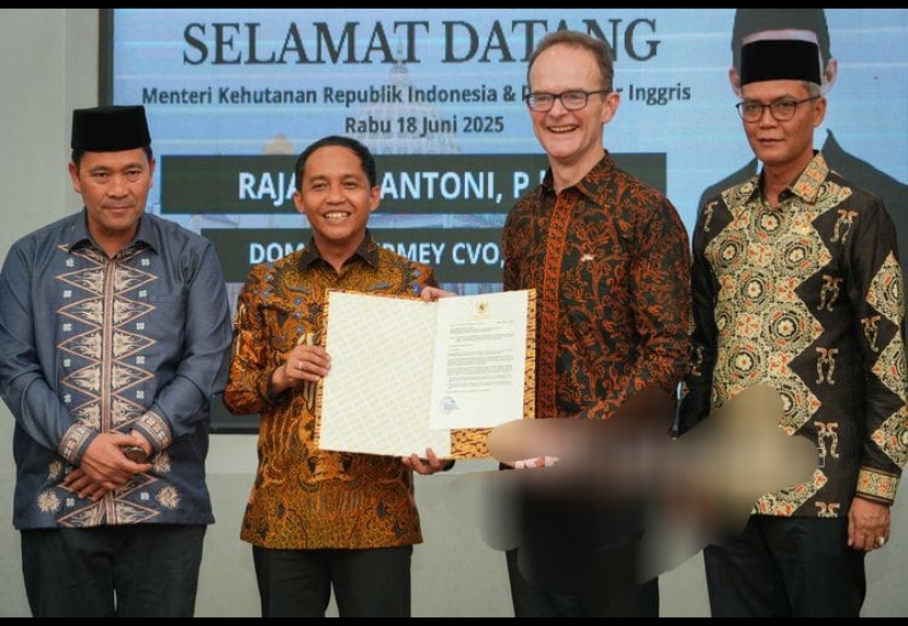 Inggris Dukung Pelestarian Gajah Sumatera